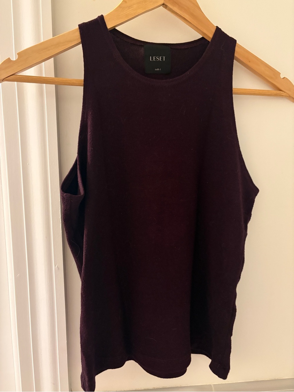 LESET Sleeveless Knit Tank Top in Plum